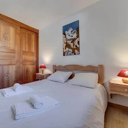 Appartement Aux Pieds - 8 Pers. - Fr-1-518-212